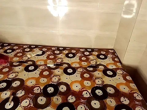 shuhana  online show from 12, 9, 2025