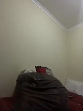 Snapshot of Gifttheskimaskboy chatting on 8, 5, 2026 Gifttheskimaskboy online show from 8, 5, 2026