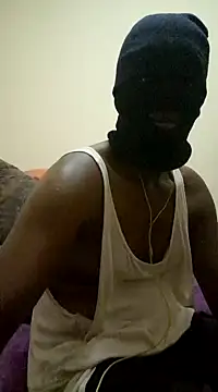 Gifttheskimaskboy online show from 26, 2, 2025