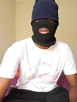 Gifttheskimaskboy online show from 20, 2, 2025