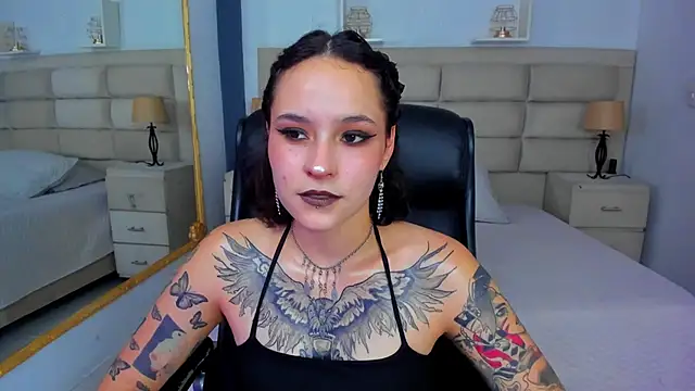 AnnyThompson  online show from 25, 9, 2025