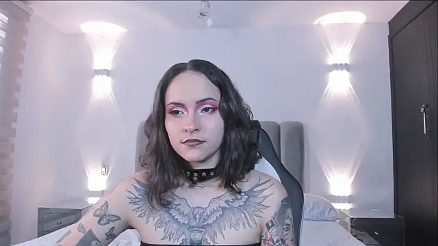 AnnyThompson  online show from 14, 1, 2026