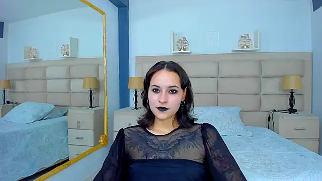 AnnyThompson  online show from 12, 9, 2025