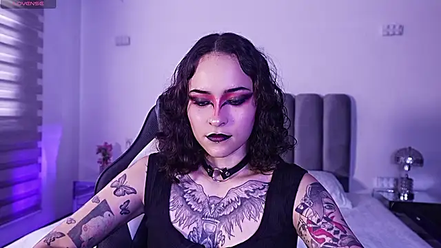 AnnyThompson  online show from 6, 2, 2026