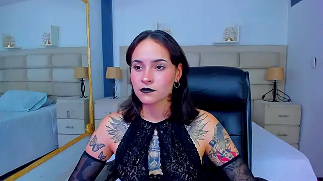 AnnyThompson  online show from 22, 10, 2025