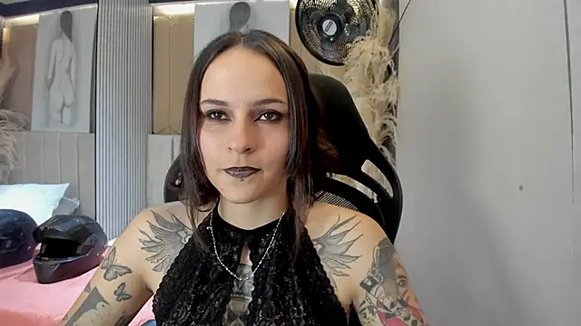 AnnyThompson  online show from 3, 4, 2026