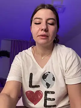 xqueenyasmine online show from 10, 12, 2024