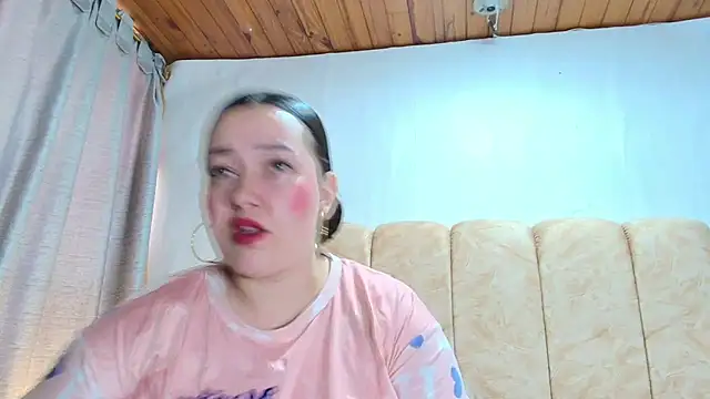 Zoe Curvy online show from 26, 11, 2025