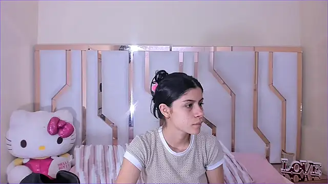 TifanyChill online show from 3, 10, 2025