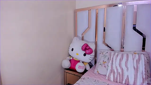 TifanyChill online show from 6, 10, 2025