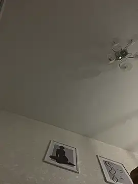 Snapshot of Kristis43 chatting on 3, 2, 2026 Kristis43 online show from 3, 2, 2026