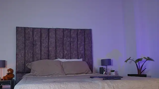 milaivanova online show from 16, 9, 2025