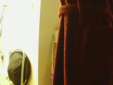 L0cKyseven77 online show from 5, 3, 2025
