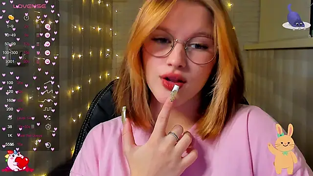 lauritta shy online show from 4, 12, 2024