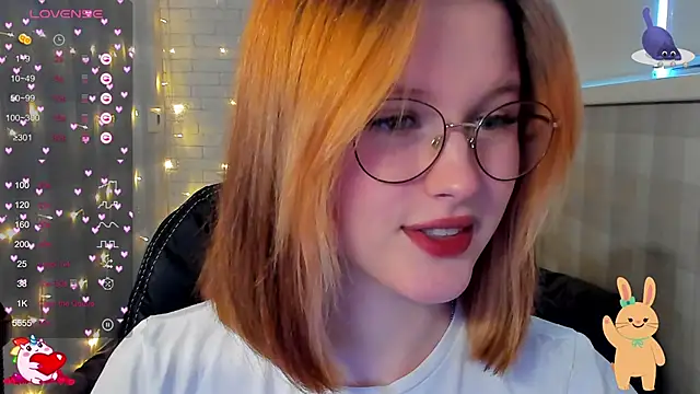 lauritta shy online show from 8, 12, 2024