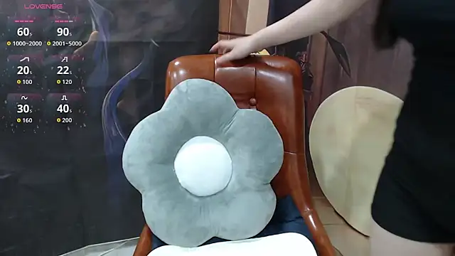 KaleAnisa online show from 10, 9, 2025