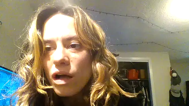 Snapshot of hersavageno chatting on 29, 4, 2026 hersavageno online show from 29, 4, 2026