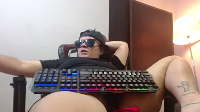 snowflake xxx online show from 10, 11, 2025