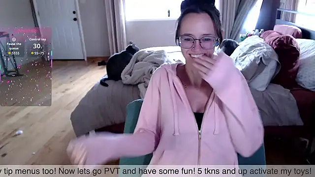 Plantbabeee online show from 6, 10, 2025