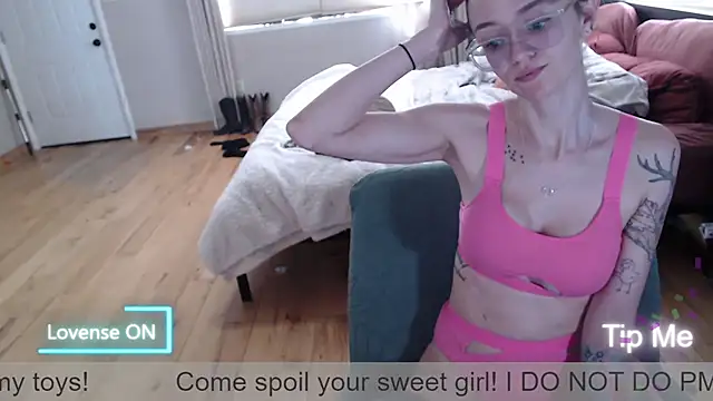 Plantbabeee online show from 14, 5, 2026