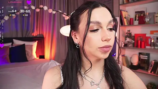 LunaNight online show from 1, 3, 2025