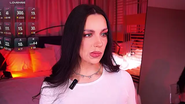 LunaNight online show from 7, 2, 2026