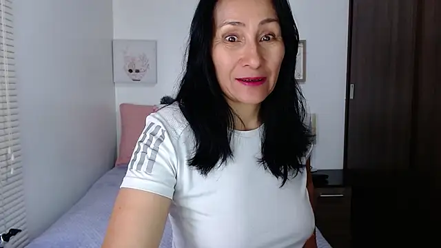 Maira B online show from 4, 3, 2026