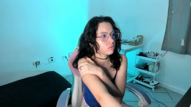 WandaDoll online show from 20, 3, 2025