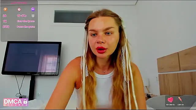 Molly sweetie online show from 22, 5, 2026