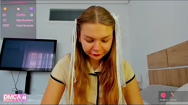 Molly sweetie online show from 6, 5, 2026