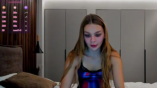 Molly sweetie online show from 6, 10, 2025