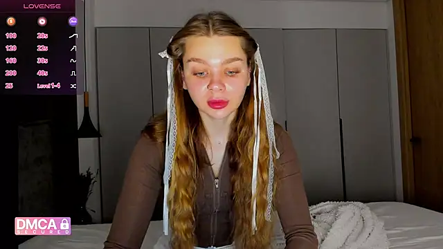 Snapshot of Molly_sweetie chatting on 10, 1, 2026 Molly sweetie online show from 10, 1, 2026