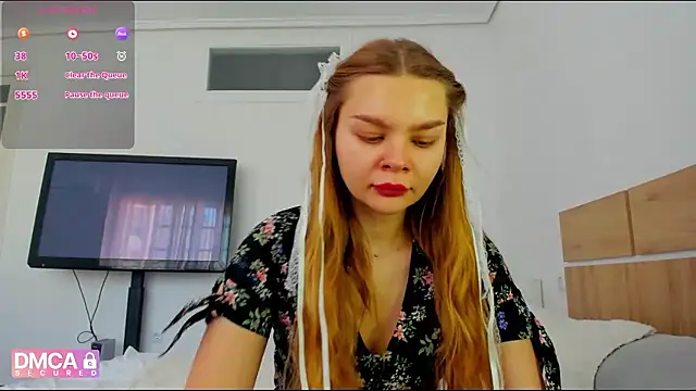 Molly sweetie online show from 13, 5, 2026