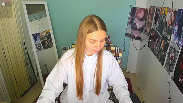 Molly sweetie online show from 4, 3, 2025