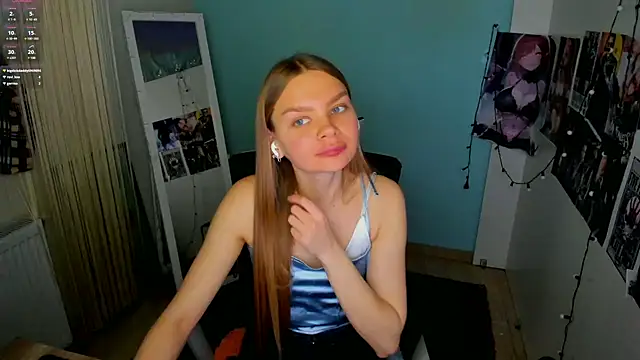 Molly sweetie online show from 15, 3, 2025