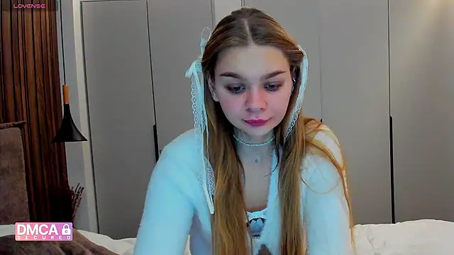 Molly sweetie online show from 20, 11, 2025