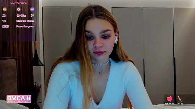 Molly sweetie online show from 1, 12, 2025