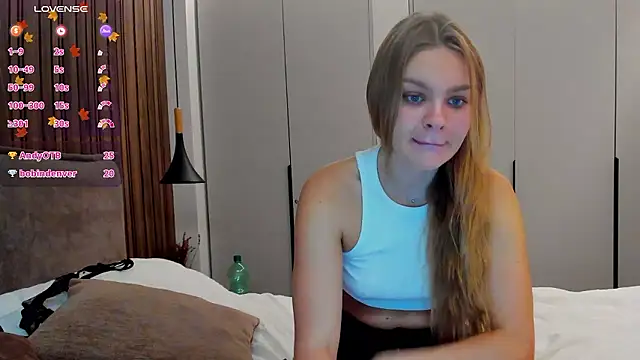 Molly sweetie online show from 13, 10, 2025