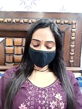 Yours-Bebo online show from 28, 9, 2025