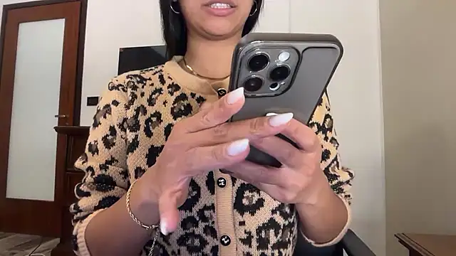 Dulce latingirl online show from 17, 12, 2025