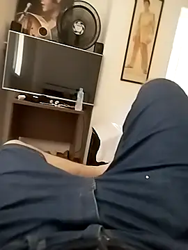 flavio81augusto online show from 1, 1, 2025