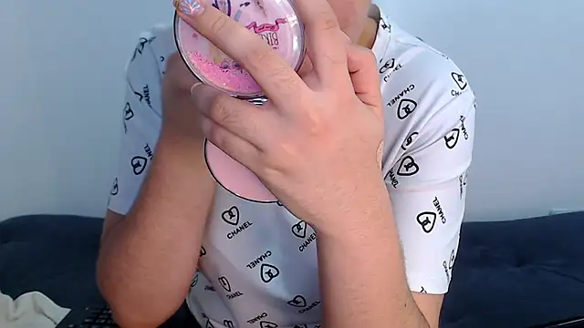 sofi-rojas1 online show from 6, 11, 2025