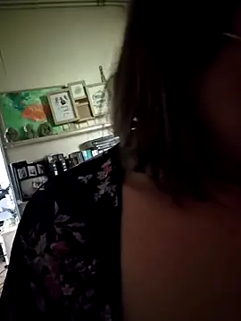 minierose online show from 18, 4, 2026