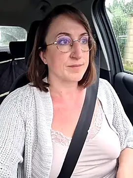 minierose online show from 11, 4, 2026