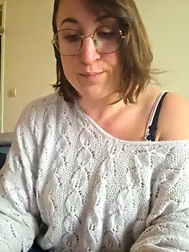 Snapshot of minierose chatting on 15, 2, 2026 minierose online show from 15, 2, 2026