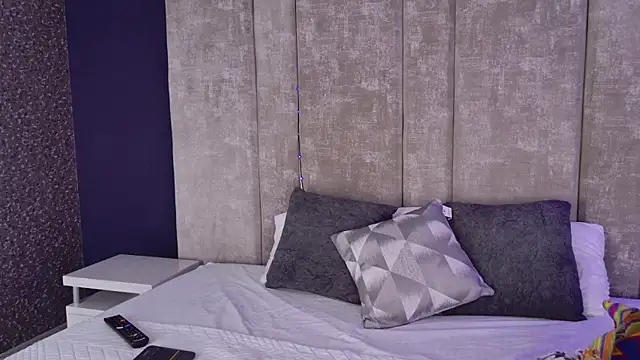 GiselOrtiz online show from 18, 12, 2025