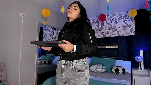 GiselOrtiz online show from 13, 7, 2026