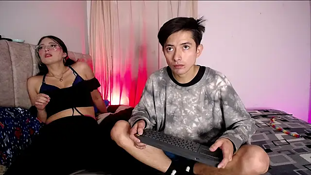 Pinkandyellowpokemon online show from 19, 11, 2025