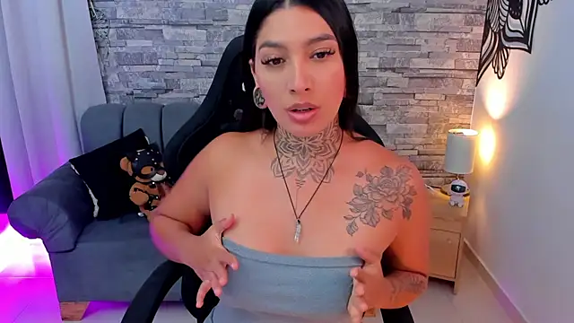 LouaneBourVip online show from 25, 9, 2025