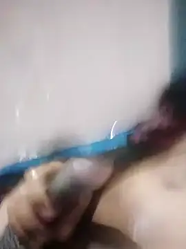 Snapshot of Simon1422 chatting on 1, 4, 2026 Simon1422 online show from 1, 4, 2026